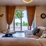 Baba Residences מלון דירות
