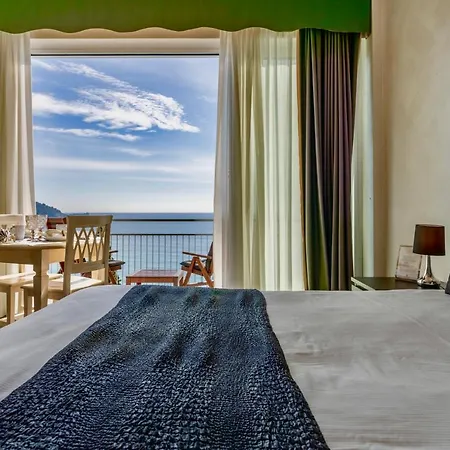 Baba Residences Apart Otel Alassio